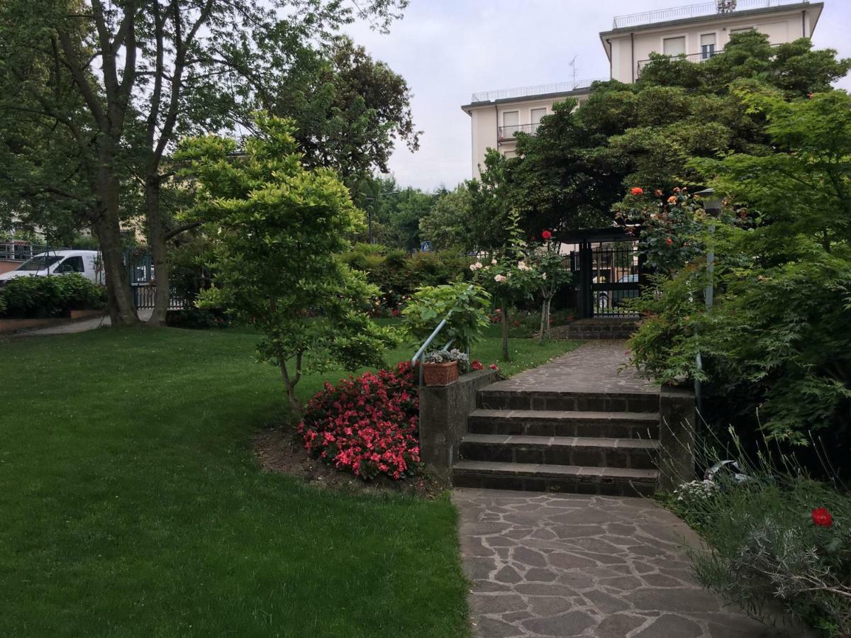Horto Terapeutico Home Desenzano del Garda Exterior photo